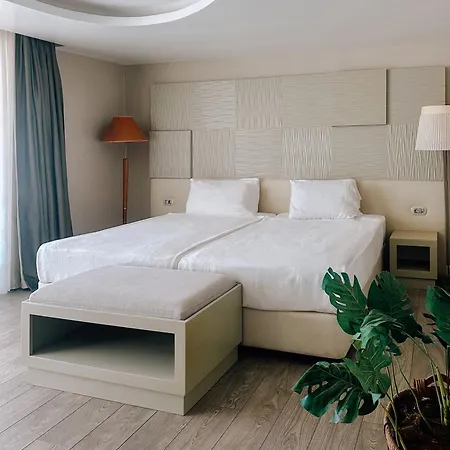 Апартаменты Vela Garden *