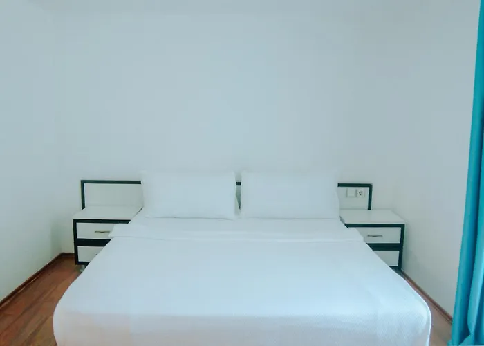 Vela Garden