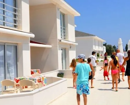 Vela Garden Apartamento Alaçatı